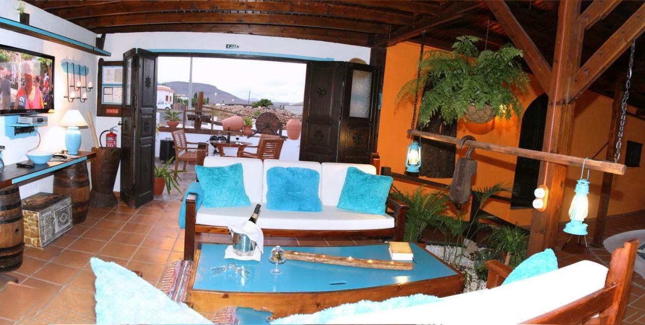 Villa Spa Las Tinajas Triquivijate ภายนอก รูปภาพ