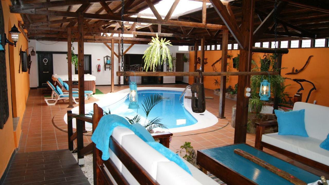 Villa Spa Las Tinajas Triquivijate ภายนอก รูปภาพ