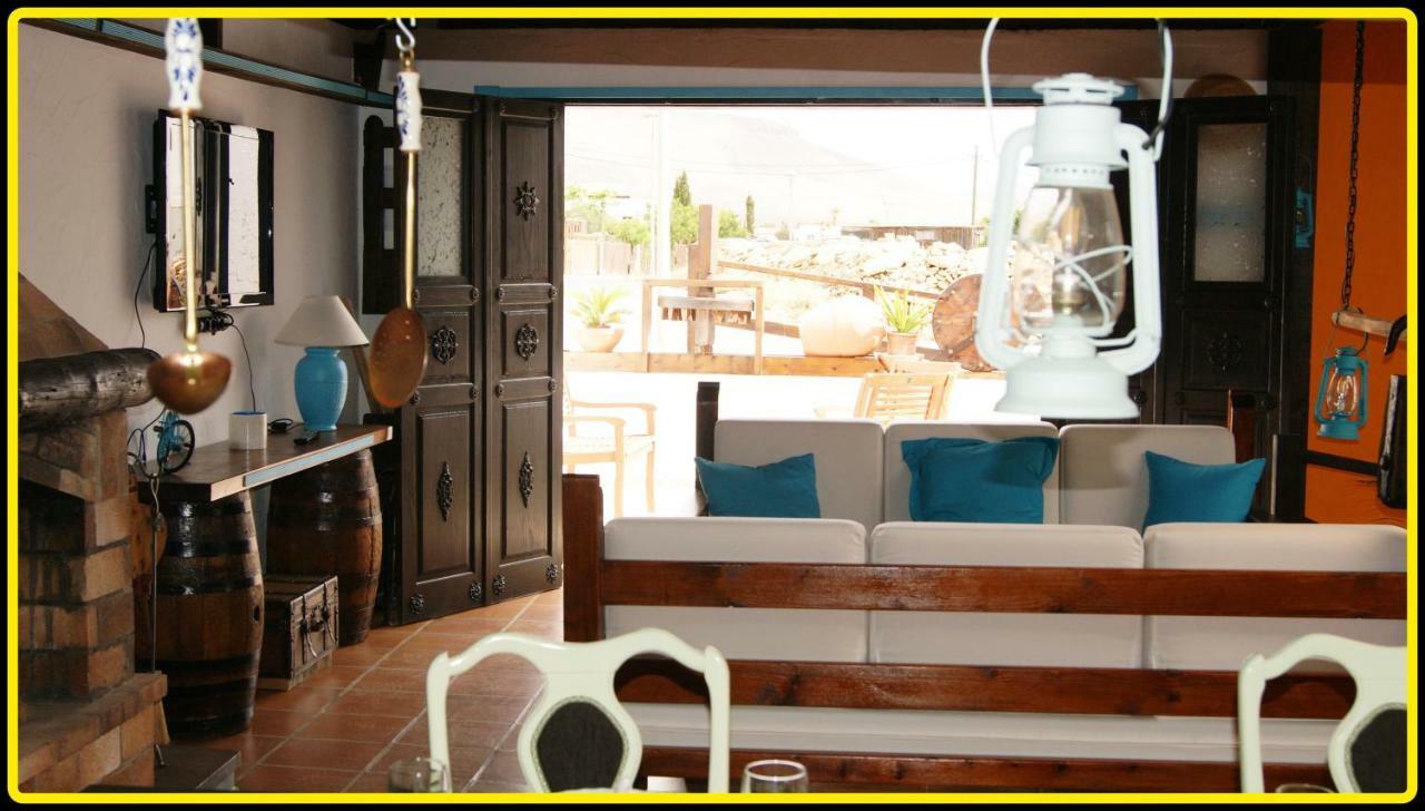 Villa Spa Las Tinajas Triquivijate ภายนอก รูปภาพ